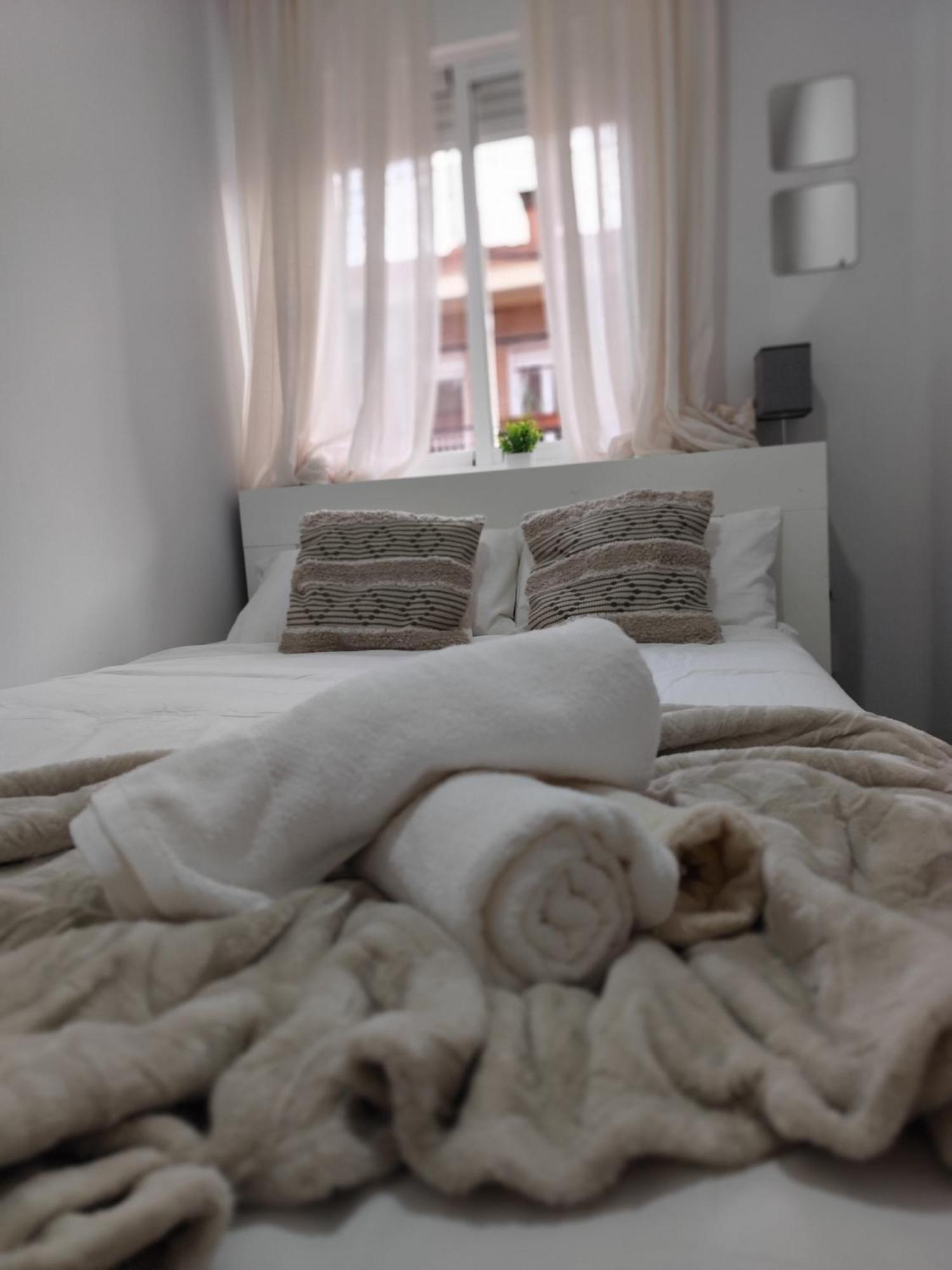 Cozy Apartment In The Heart Of Madrid Kültér fotó